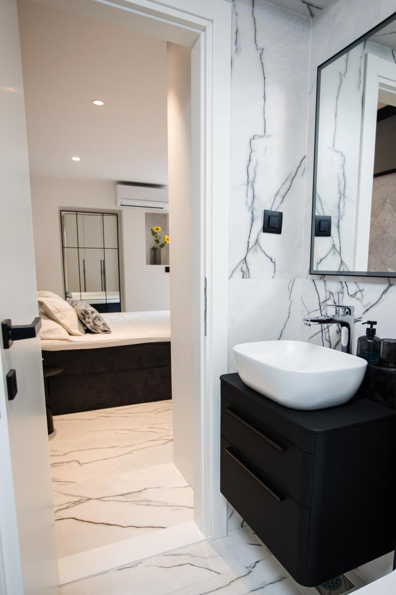 Sunset Bay Luxury Apartamento *
